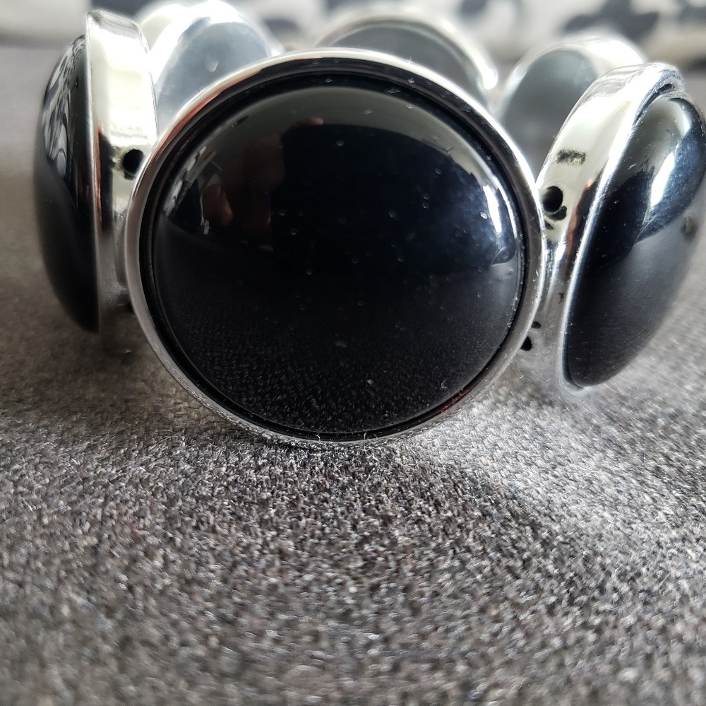 New York & Co bracelet